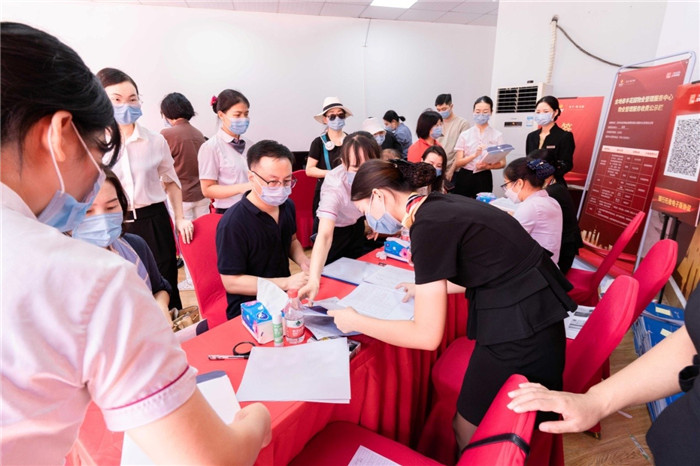 牧馬湖一期小高層交付6.jpg 牧馬湖一期小高層交付6.jpg